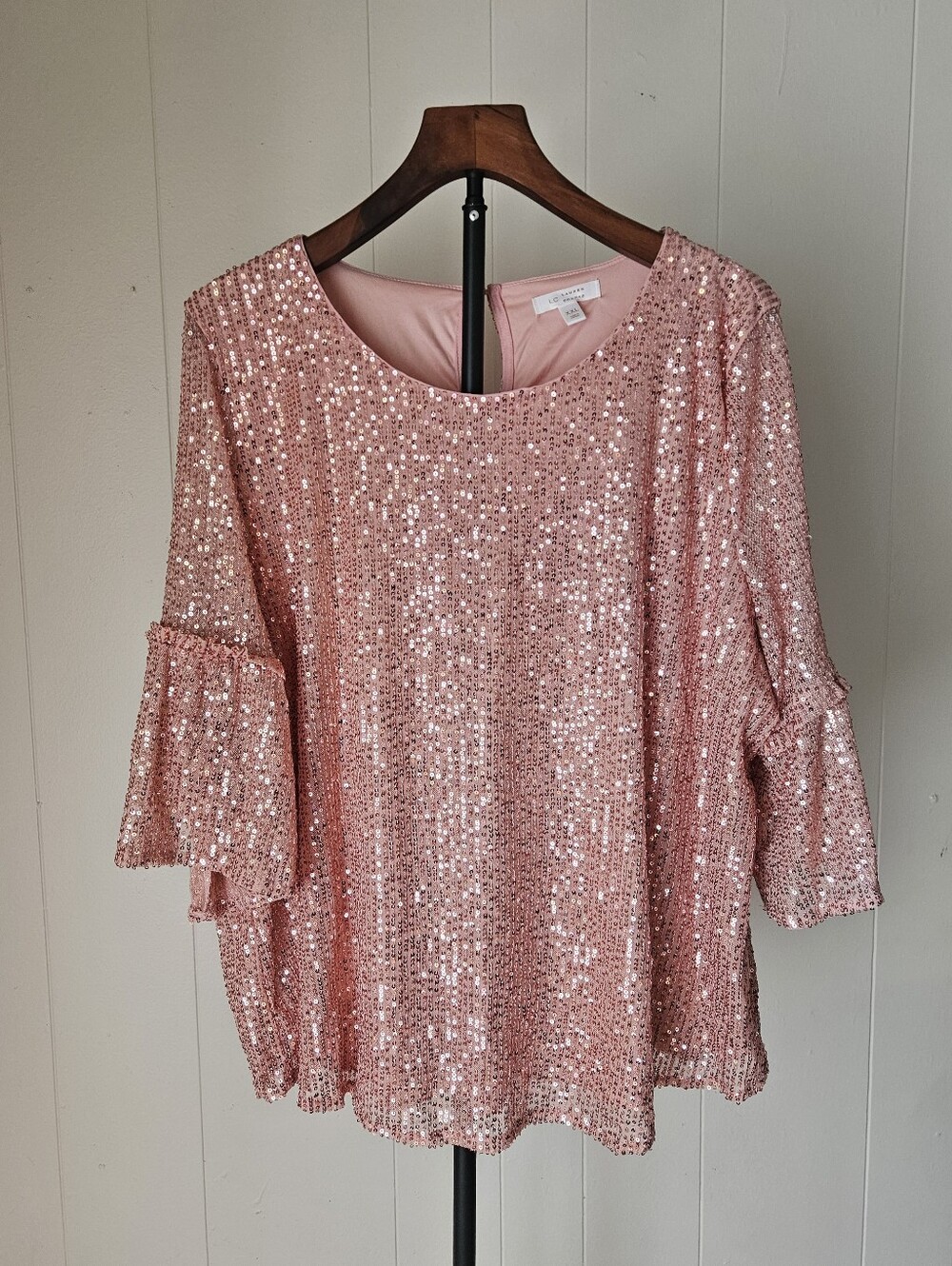 LC Lauren Conrad Pink Sequin Bell-Sleeve Blouse Size XXL
